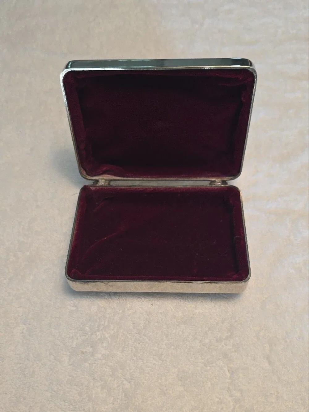 Vintage Rectangular Silver Lined Compact Case - Mirrored Top